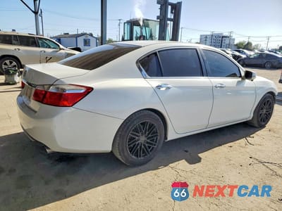 Trzecie zdjęcie samochodu z tyłu: 2013 HONDA ACCORD EX VIN:1HGCR2F77DA197012 - miniatura