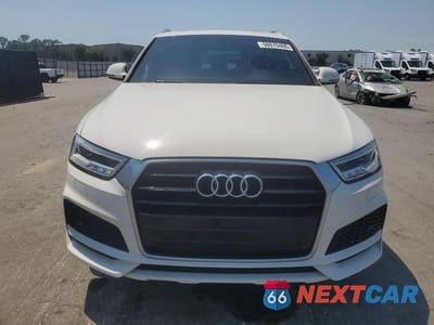 Piąte zdjęcie samochodu w środku: 2018 AUDI Q3 PREMIUM PLUS VIN:WA1HCCFS2JR031133 - miniatura