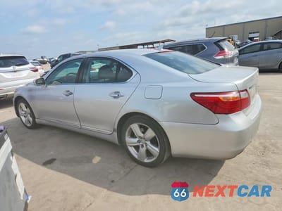 Drugie zdjęcie samochodu z przodu: 2011 LEXUS LS 460 VIN:JTHBL5EF0B5107225 - miniatura