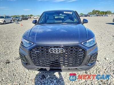 Piąte zdjęcie samochodu w środku: 2023 AUDI Q5 SPORTBACK PRM PLS 45 VIN:WA15AAFY3P2123810 - miniatura