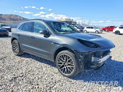 Czwarte zdjęcie samochodu z boku: 2019 PORSCHE MACAN VIN:WP1AA2A51KLB03807 - miniatura