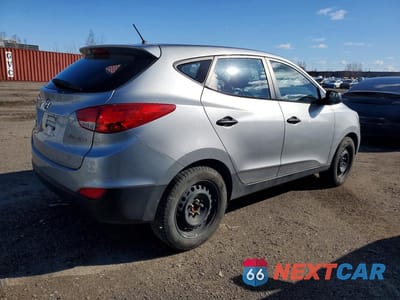 Trzecie zdjęcie samochodu z tyłu: 2010 HYUNDAI TUCSON GLS VIN:KM8JT3AC0AU018817 - miniatura