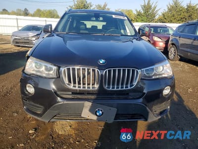 Piąte zdjęcie samochodu w środku: 2016 BMW X3 XDRIVE35I VIN:5UXWX7C51G0K36140 - miniatura
