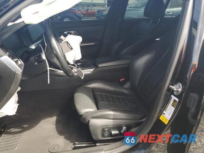 Zdjęcie 7 z 12 samochodu: 2019 BMW 330I VIN:WBA5R1C57KAK10808 - miniatura