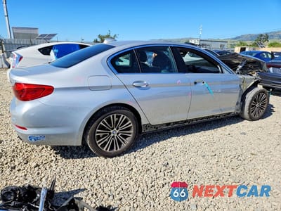 Trzecie zdjęcie samochodu z tyłu: 2020 BMW 530E VIN:WBAJA9C00LCE33693 - miniatura