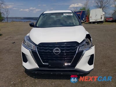 Piąte zdjęcie samochodu w środku: 2025 NISSAN KICKS PLAY S VIN:3N1CP5BV7SL493411 - miniatura