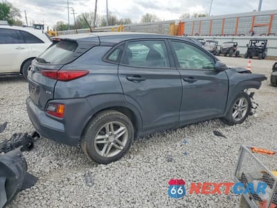 Trzecie zdjęcie samochodu z tyłu: 2019 HYUNDAI KONA SE VIN:KM8K1CAA5KU372634 - miniatura