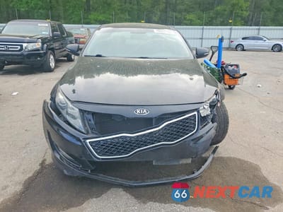 Piąte zdjęcie samochodu w środku: 2012 KIA OPTIMA SX TURBO VIN:5XXGR4A69CG008678 - miniatura