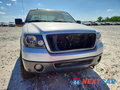Piąte zdjęcie samochodu w środku: 2008 FORD F150 VIN:1FTPX04508KD46243 - miniatura