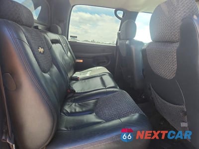 Zdjęcie 10 z 13 samochodu: 2002 CHEVROLET AVALANCHE K1500 VIN:3GNEK13TX2G265106 - miniatura
