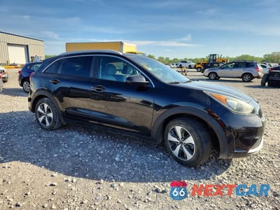 Czwarte zdjęcie samochodu z boku: 2017 KIA NIRO LX VIN:KNDCB3LC5H5047246 - miniatura