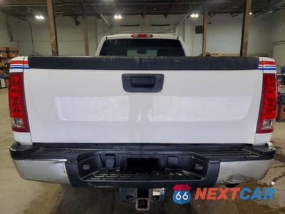 Zdjęcie 6 z 12 samochodu: 2013 GMC SIERRA K3500 SLE VIN:1GT523CG1DZ275761 - miniatura