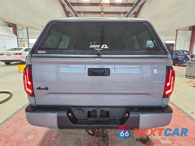 Zdjęcie 6 z 12 samochodu: 2017 TOYOTA TUNDRA TRD PRO VIN:5TFUY5F17HX589896 - miniatura