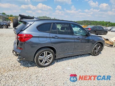 Trzecie zdjęcie samochodu z tyłu: 2018 BMW X1 XDRIVE28I VIN:WBXHT3C32J5F93131 - miniatura