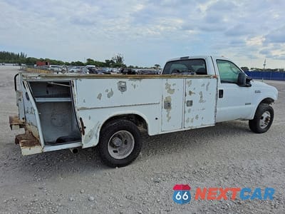 Trzecie zdjęcie samochodu z tyłu: 2006 FORD F350 SUPER DUTY VIN:1FDWF36P36EB34846 - miniatura