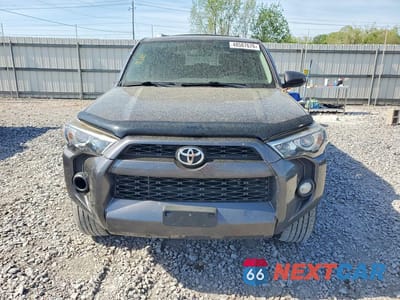 Piąte zdjęcie samochodu w środku: 2016 TOYOTA 4RUNNER SR5 VIN:JTEBU5JR5G5361563 - miniatura