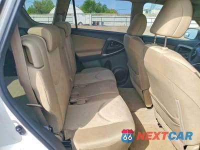 Zdjęcie 11 z 13 samochodu: 2009 TOYOTA RAV4 BASE VIN:JTMBF33V49D020385 - miniatura