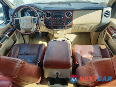Zdjęcie 8 z 12 samochodu: 2008 FORD F450 SUPER DUTY VIN:1FTXW43RX8EE55466 - miniatura