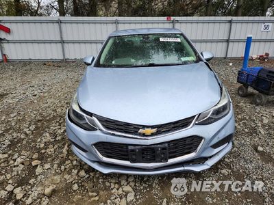 Piąte zdjęcie samochodu w środku: 2018 CHEVROLET CRUZE LT VIN:1G1BE5SM1J7113111 - miniatura