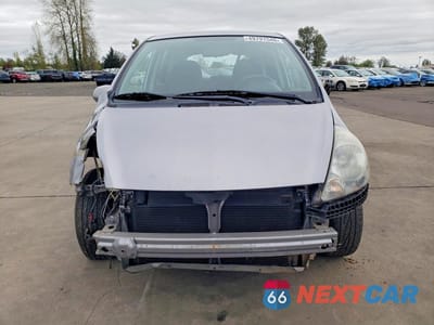 Piąte zdjęcie samochodu w środku: 2007 HONDA FIT S VIN:JHMGD38647S030418 - miniatura