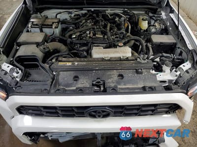 Zdjęcie 11 z 12 samochodu: 2025 TOYOTA 4RUNNER TRD OFF-ROAD PREMIUM VIN:JTEVA5BR4S5048498 - miniatura