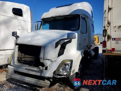 Drugie zdjęcie samochodu z przodu: 2016 VOLVO VNL SEMI TRUCK VIN:4V4NC9EH8GN944274 - miniatura