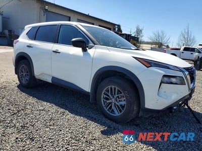 Czwarte zdjęcie samochodu z boku: 2021 NISSAN ROGUE S VIN:5N1AT3AB4MC810096 - miniatura