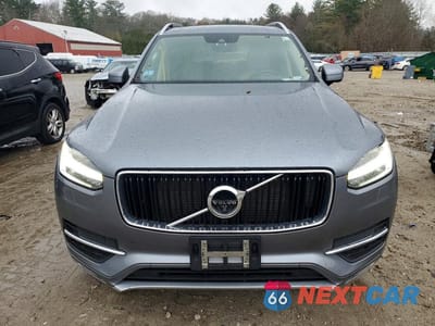 Piąte zdjęcie samochodu w środku: 2017 VOLVO XC90 T6 VIN:YV4A22PK9H1124773 - miniatura