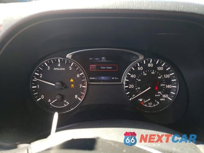 Zdjęcie 9 z 13 samochodu: 2019 NISSAN PATHFINDER S VIN:5N1DR2MM8KC585780 - miniatura