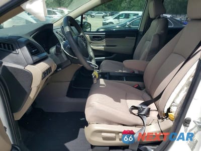 Zdjęcie 7 z 13 samochodu: 2021 HONDA ODYSSEY EX VIN:5FNRL6H52MB032893 - miniatura