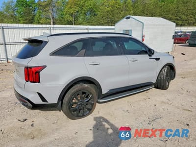 Trzecie zdjęcie samochodu z tyłu: 2022 KIA SORENTO SX PRESTIGE VIN:5XYRK4LF9NG097399 - miniatura