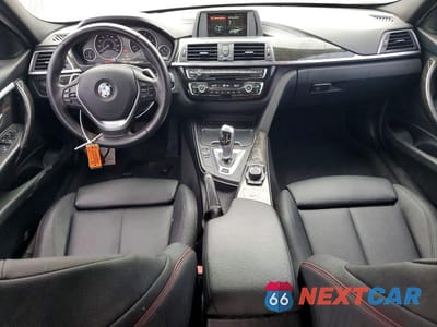 Zdjęcie 8 z 12 samochodu: 2018 BMW 330E VIN:WBA8E1C55JA159669 - miniatura