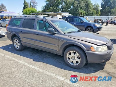 Czwarte zdjęcie samochodu z boku: 2006 VOLVO XC70 VIN:YV4SZ592861221863 - miniatura