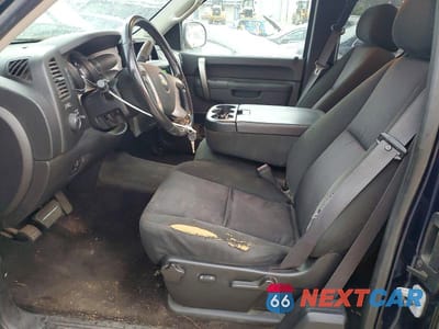 Zdjęcie 7 z 11 samochodu: 2011 CHEVROLET SILVERADO K1500 LT VIN:1GCRKSE3XBZ406043 - miniatura
