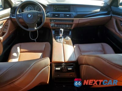 Zdjęcie 8 z 11 samochodu: 2012 BMW 528 XI VIN:WBAXH5C59CDW10081 - miniatura