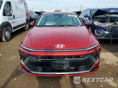 Piąte zdjęcie samochodu w środku: 2025 HYUNDAI SONATA HYBRID SEL VIN:KMHL34JJ6SA123183 - miniatura