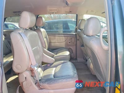 Zdjęcie 11 z 14 samochodu: 2005 TOYOTA SIENNA XLE 7 PASSENGER VIN:5TDBA22C05S033089 - miniatura