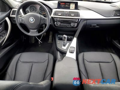 Zdjęcie 8 z 12 samochodu: 2018 BMW 320 XI VIN:WBA8A3C5XJA488276 - miniatura