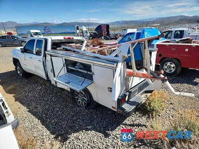 Drugie zdjęcie samochodu z przodu: 2018 CHEVROLET SILVERADO C3500 LT VIN:1GB5CZCG8JZ327726 - miniatura