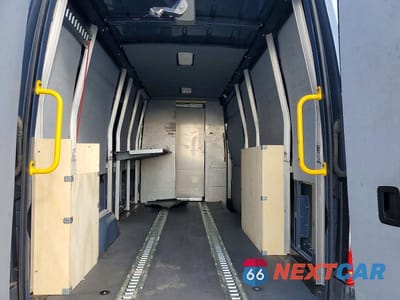Zdjęcie 10 z 12 samochodu: 2019 MERCEDES BENZ SPRINTER 2500 DELIVERY VAN VIN:WD4PF1CD8KT012471 - miniatura