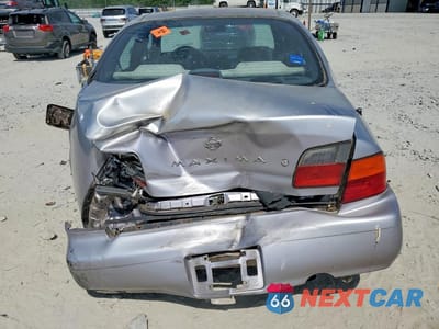 Zdjęcie 6 z 12 samochodu: 1996 NISSAN MAXIMA GXE VIN:JN1CA21DXTT118280 - miniatura