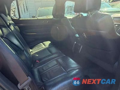 Zdjęcie 9 z 13 samochodu: 2013 LINCOLN MKT VIN:2LMHJ5NKXDBL53079 - miniatura