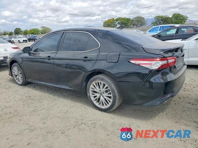 Drugie zdjęcie samochodu z przodu: 2019 TOYOTA CAMRY HYBRID XLE VIN:4T1B21HK7KU516393 - miniatura