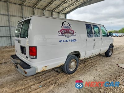 Trzecie zdjęcie samochodu z tyłu: 1999 FORD E250 UTILITY / SERVICE VAN VIN:1FTNS24L4XHC20382 - miniatura