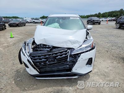 Piąte zdjęcie samochodu w środku: 2023 NISSAN KICKS SV VIN:3N1CP5CV7PL476162 - miniatura