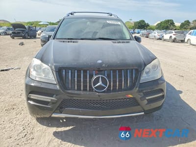 Piąte zdjęcie samochodu w środku: 2012 MERCEDES-BENZ GL 450 4MATIC VIN:4JGBF7BE3CA763634 - miniatura