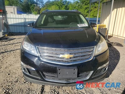 Piąte zdjęcie samochodu w środku: 2017 CHEVROLET TRAVERSE LT VIN:1GNKRGKD6HJ327717 - miniatura