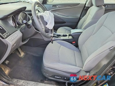 Zdjęcie 7 z 12 samochodu: 2011 HYUNDAI SONATA GLS VIN:5NPEB4AC3BH136550 - miniatura