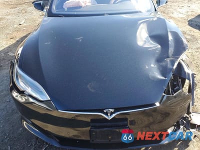 Zdjęcie 11 z 11 samochodu: 2016 TESLA MODEL S VIN:5YJSA1E2XGF144589 - miniatura