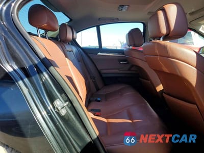 Zdjęcie 10 z 11 samochodu: 2012 BMW 528 XI VIN:WBAXH5C59CDW10081 - miniatura